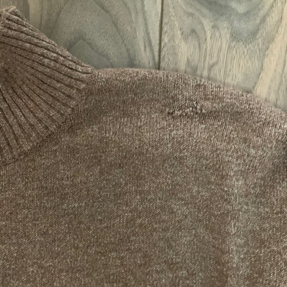 Tahari mockneck sweater - Picture 3 of 4